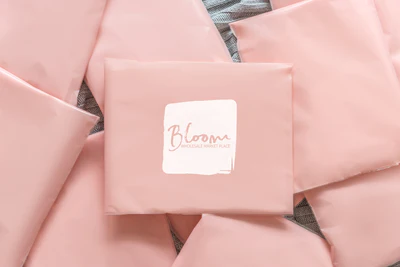 bloom wholesale