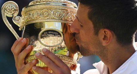 Djokovic derrota a Kyrgios y consigue victoria en Wimbledon